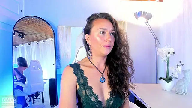 indigo wild  online show from January 5, 2026, 10:24 pm