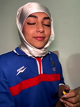 CelestSkyy online show from December 23, 2025, 5:40 am