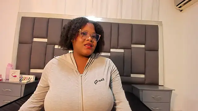 Snapshot of gabrielabrunette69 chatting on October 10, 2025, 1:56 pm gabrielabrunette69 online show from October 10, 2025, 1:56 pm