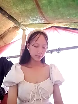 Snapshot of minachao- chatting on October 21, 2025, 2:55 am minachao- online show from October 21, 2025, 2:55 am