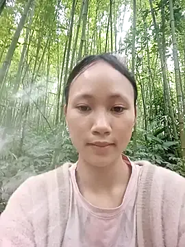 Snapshot of minachao- chatting on December 18, 2025, 7:57 am minachao- online show from December 18, 2025, 7:57 am