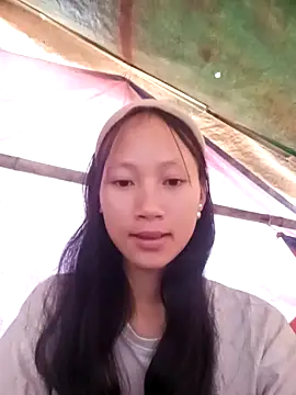 Snapshot of minachao- chatting on October 18, 2025, 2:35 am minachao- online show from October 18, 2025, 2:35 am