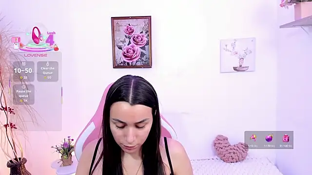 EmmaMyers1 online show from June 26, 2026, 9:53 pm