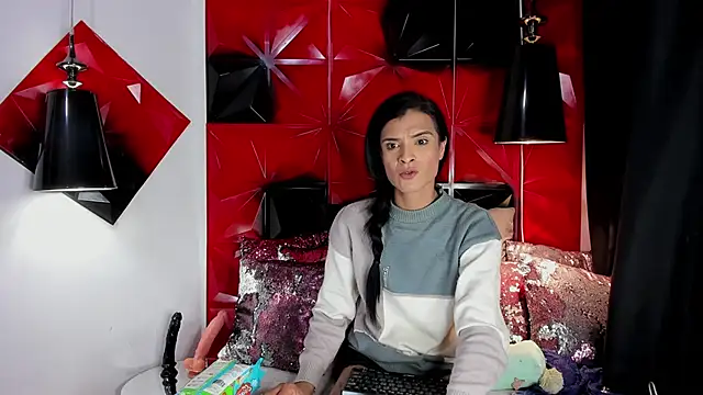 ZAMMIRA online show from February 8, 2026, 5:49 am