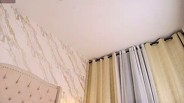 shanell-hott online show from November 18, 2025, 12:08 pm