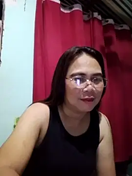 Snapshot of erma_joy chatting on June 23, 2026, 7:23 pm erma joy online show from June 23, 2026, 7:23 pm