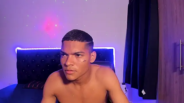 isaac master77 online show from October 9, 2025, 4:57 am