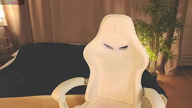 Rene Shine online show from March 15, 2026, 5:20 pm