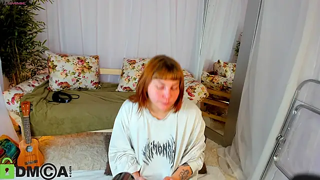 Rene Shine online show from October 18, 2025, 9:22 am