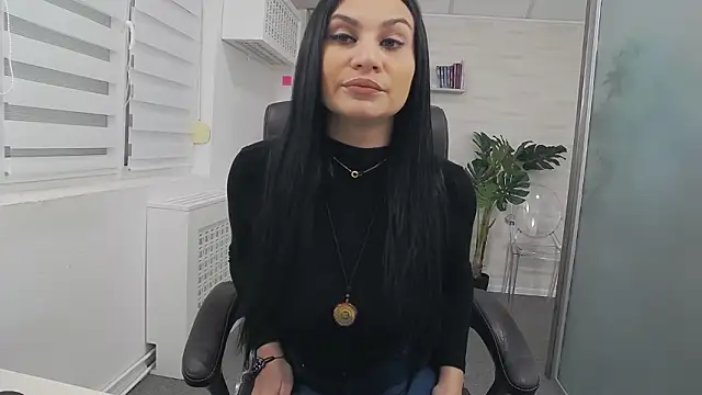 YaraXCox online show from February 8, 2026, 4:21 am