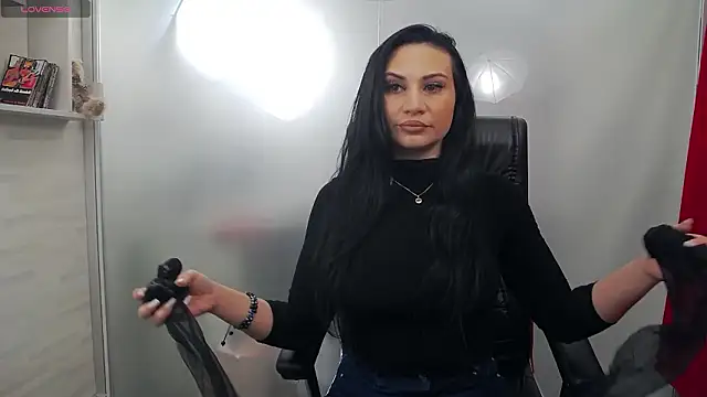 YaraXCox online show from February 28, 2026, 4:01 am