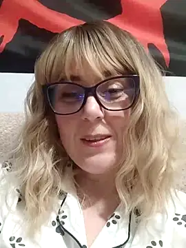 Amelialove42 online show from March 18, 2026, 7:15 pm