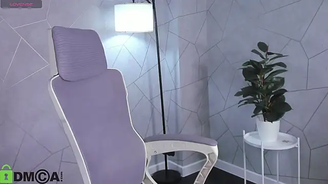 Snapshot of Renesmy_Black chatting on March 19, 2026, 4:07 pm Renesmy Black online show from March 19, 2026, 4:07 pm