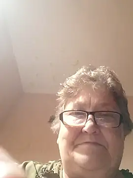 Snapshot of Katherine735 chatting on January 14, 2026, 7:50 pm Katherine735 online show from January 14, 2026, 7:50 pm