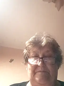 Snapshot of Katherine735 chatting on October 14, 2025, 10:53 pm Katherine735 online show from October 14, 2025, 10:53 pm