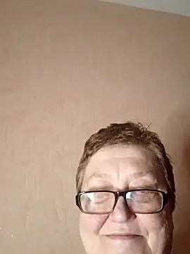 Snapshot of Katherine735 chatting on February 11, 2026, 9:58 pm Katherine735 online show from February 11, 2026, 9:58 pm