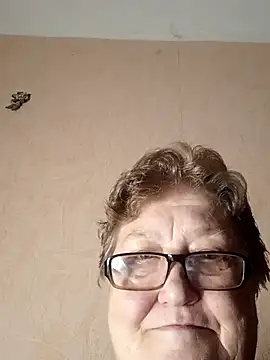 Snapshot of Katherine735 chatting on December 21, 2025, 3:36 pm Katherine735 online show from December 21, 2025, 3:36 pm