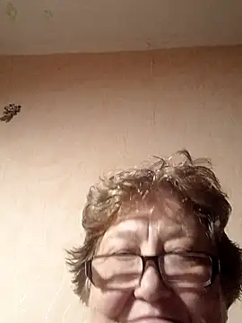 Snapshot of Katherine735 chatting on October 10, 2025, 7:47 pm Katherine735 online show from October 10, 2025, 7:47 pm