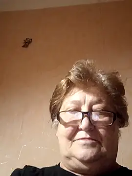 Snapshot of Katherine735 chatting on November 13, 2025, 6:12 pm Katherine735 online show from November 13, 2025, 6:12 pm