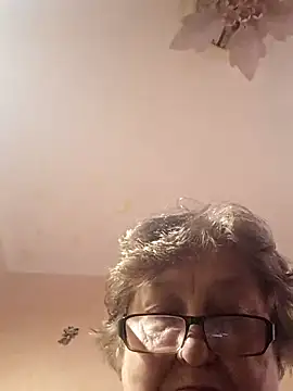 Snapshot of Katherine735 chatting on October 21, 2025, 9:30 am Katherine735 online show from October 21, 2025, 9:30 am