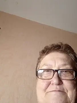 Snapshot of Katherine735 chatting on February 14, 2026, 7:14 pm Katherine735 online show from February 14, 2026, 7:14 pm