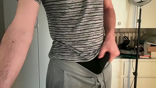 matrixx 9 online show from February 8, 2026, 4:37 pm