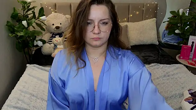 Snapshot of Briarx chatting on June 16, 2026, 7:47 pm Briarx online show from June 16, 2026, 7:47 pm