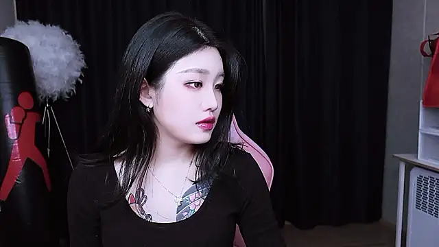 MISA 02 online show from November 8, 2025, 5:05 pm