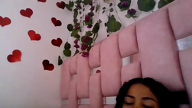 abby moss 2 online show from April 22, 2026, 12:45 pm