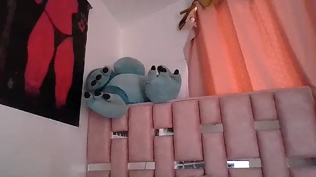 abby moss 2 online show from November 11, 2025, 1:17 pm