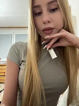 JudithCarly online show from March 19, 2026, 10:32 pm