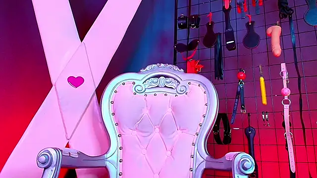 Bela sophie  online show from October 18, 2025, 1:02 pm