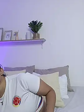 shainadavis online show from March 13, 2026, 3:11 am