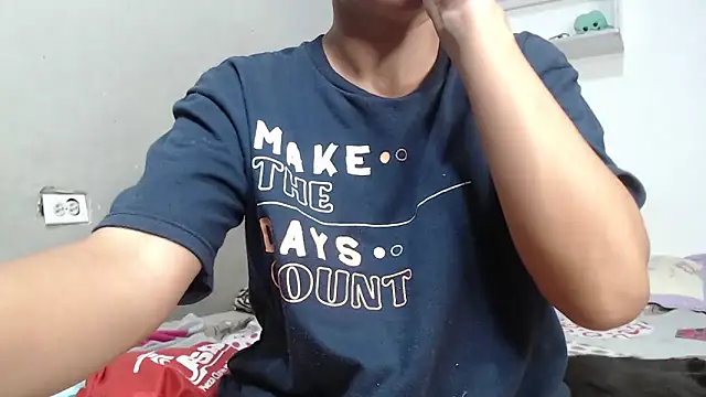 Renata Rivas online show from March 10, 2026, 4:05 am