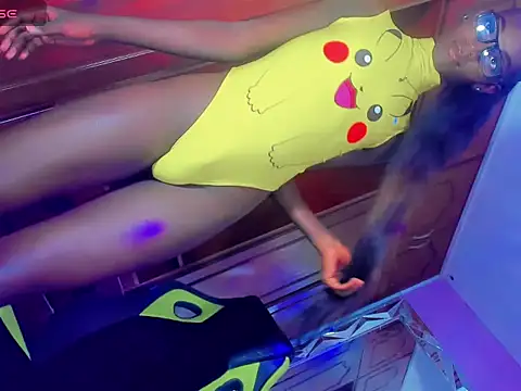 Kimberlyn Black online show from October 14, 2025, 4:13 am