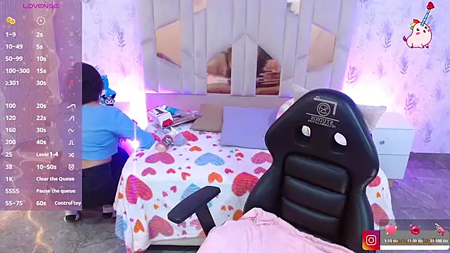 Snapshot of MARIANA_TAY1 chatting on February 8, 2026, 3:26 am MARIANA TAY1 online show from February 8, 2026, 3:26 am