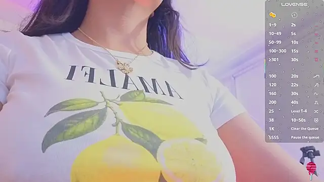 MARIANA TAY1 online show from June 15, 2026, 3:07 am