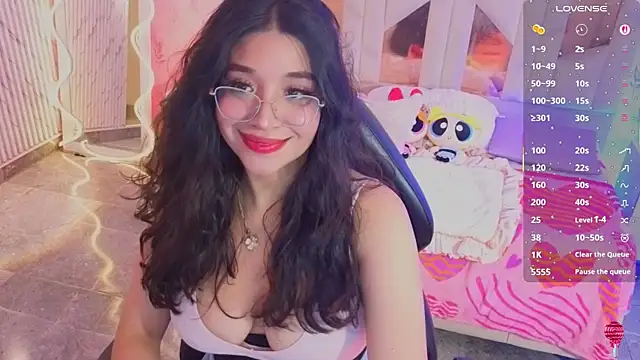 MARIANA TAY1 online show from June 17, 2026, 5:40 am