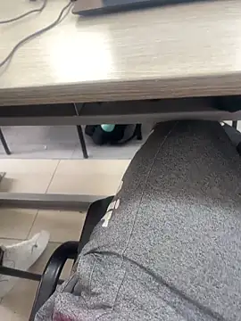 Snapshot of Flirtdick03 chatting on November 4, 2025, 7:39 pm Flirtdick03 online show from November 4, 2025, 7:39 pm