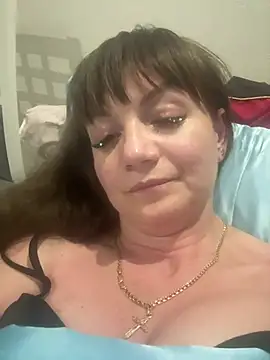 Butterfly8385 online show from June 10, 2026, 8:32 pm