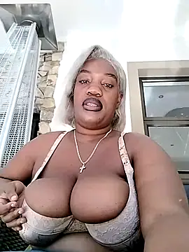 SweetBedroomEyez online show from July 4, 2026, 11:16 am