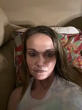 Snapshot of Brooklyn1987 chatting on October 10, 2025, 11:11 am Brooklyn1987 online show from October 10, 2025, 11:11 am