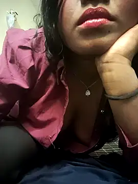 Lovely Payal online show from November 17, 2025, 3:21 am