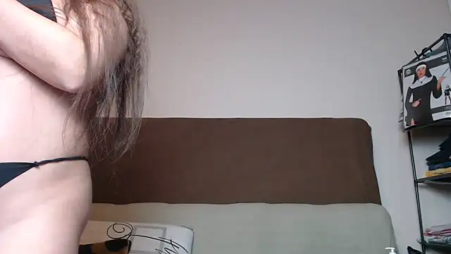 NikolHeart online show from March 22, 2026, 4:30 pm