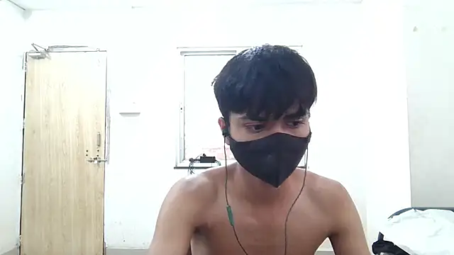 Snapshot of lil-twink19 chatting on December 23, 2025, 4:56 am lil-twink19 online show from December 23, 2025, 4:56 am