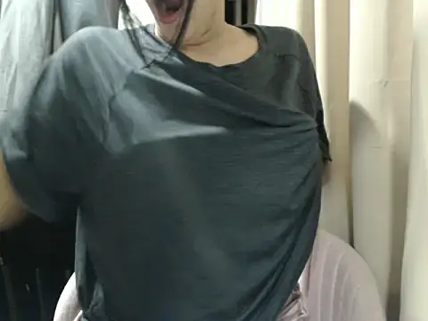 rositaaaa12 online show from April 2, 2026, 1:57 am