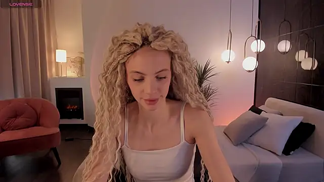 mia silkk online show from October 20, 2025, 6:26 am