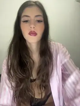 AlessiaLuxx online show from May 7, 2026, 10:57 pm