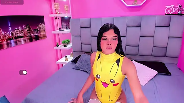 KIISHANNY online show from October 24, 2025, 8:30 pm