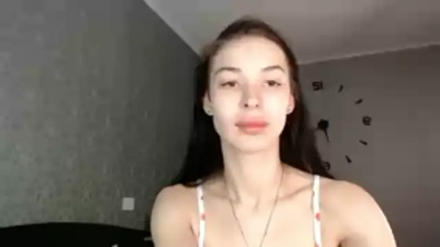 Daphne Darkthorn online show from December 18, 2025, 5:17 pm